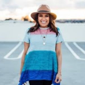 LuLaRoe | BNWT Melissa Tunic Top XS